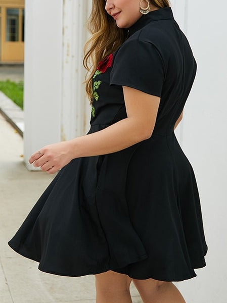 vestido negro talla grande bordado