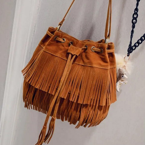 bolso flecos bolsito pequeño moda camel marrón bag fashion