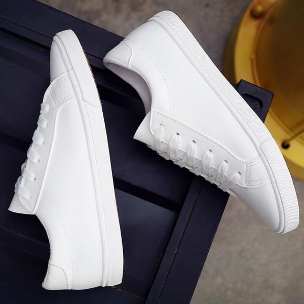 zapatillas blancas planas cordones deportivas paseo clasicas sneakers shoes trendy inspo