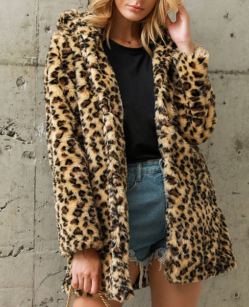 abrigo largo leopardo