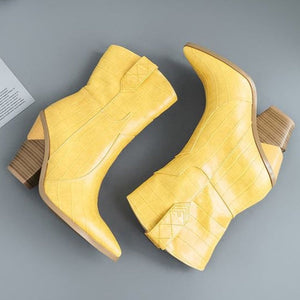 botas de tacon diseño amarillas