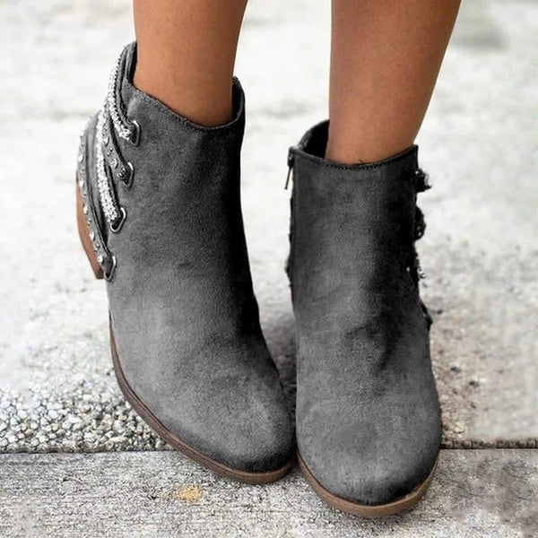botines bajos negros con decoracion