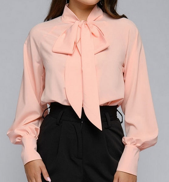 camisa con lazo rosa