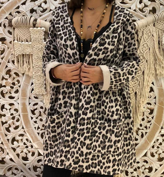 chaqueta talla grande leopardo