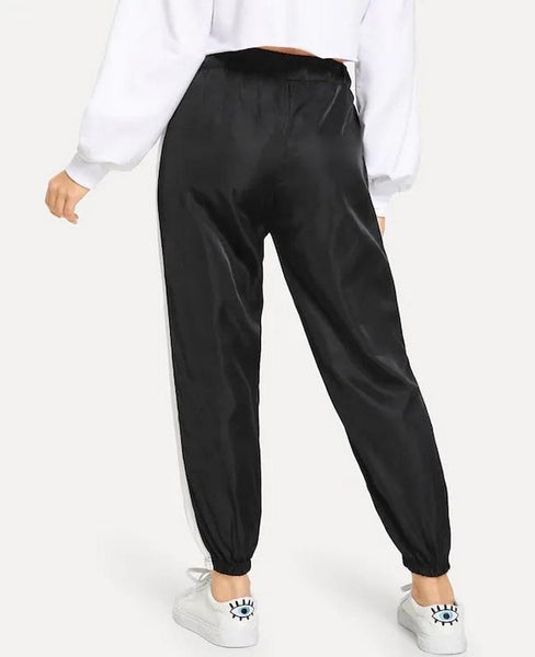 pantalon chandal con raya negro blanco