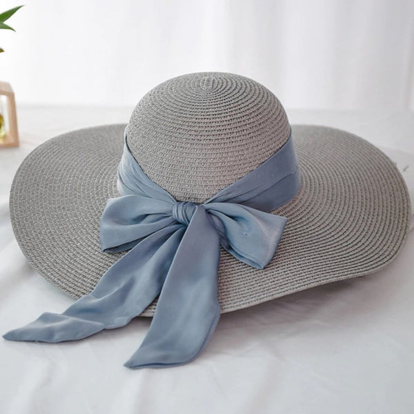 sombrero gris con lazo verano