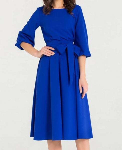 vestido azul midi con vuelo
