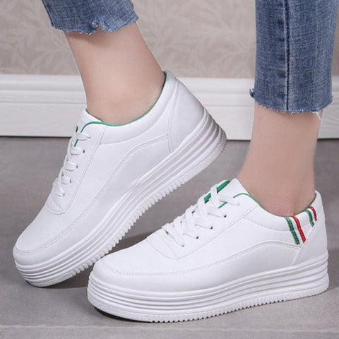zapatillas blancas con plataforma