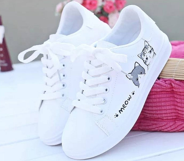 zapatillas gatitos blancas
