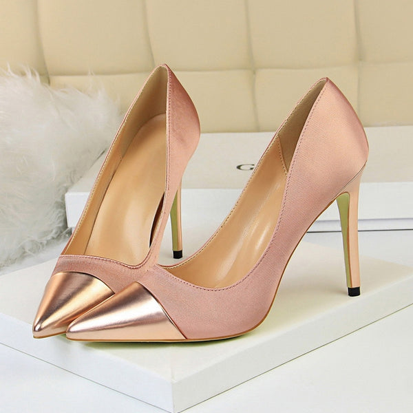 zapatos punta diseño rosa dorado 